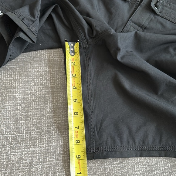 Maui Rippers Women’s 9” Black Board Shorts size 16 NEW - Picture 8 of 12